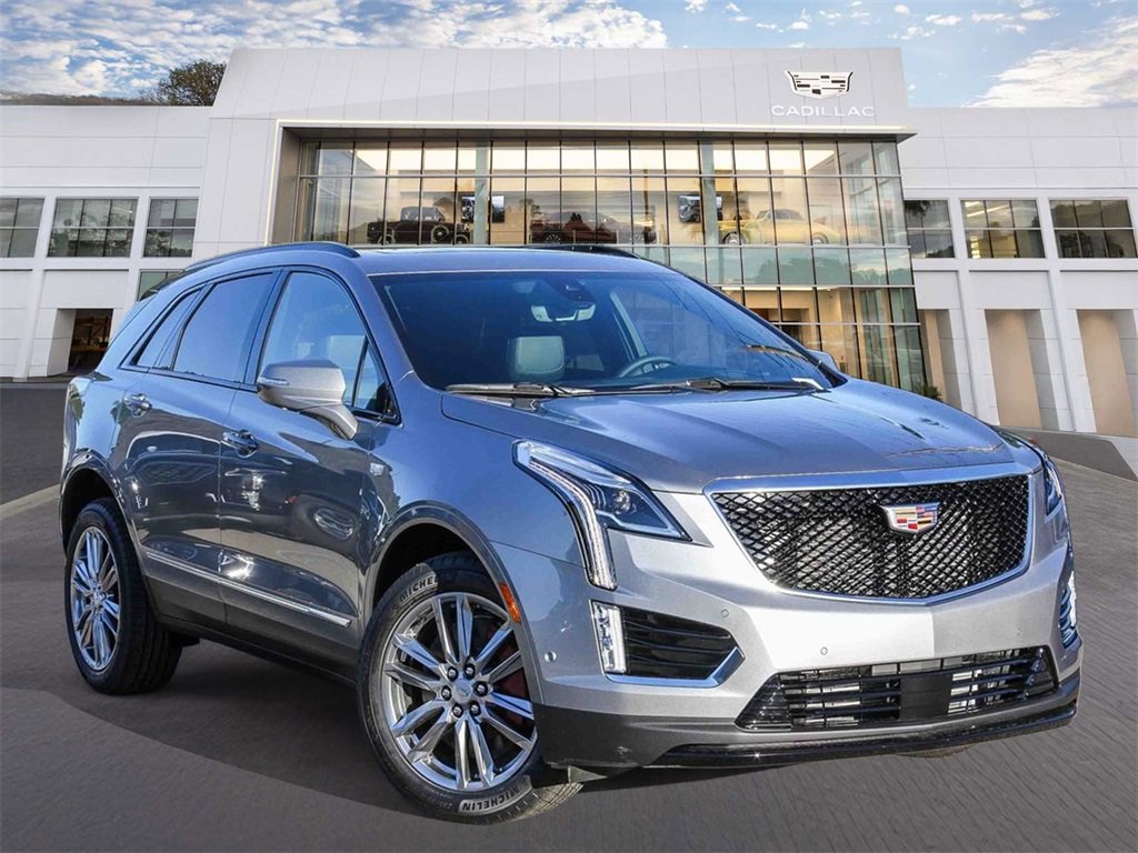 2026 Cadillac XT5 Sport's photo