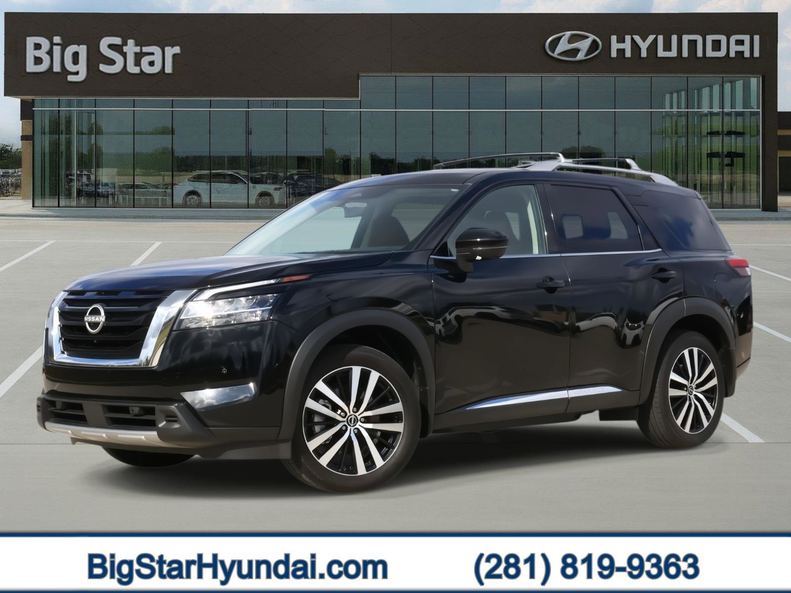 2024 Nissan Pathfinder Platinum's photo