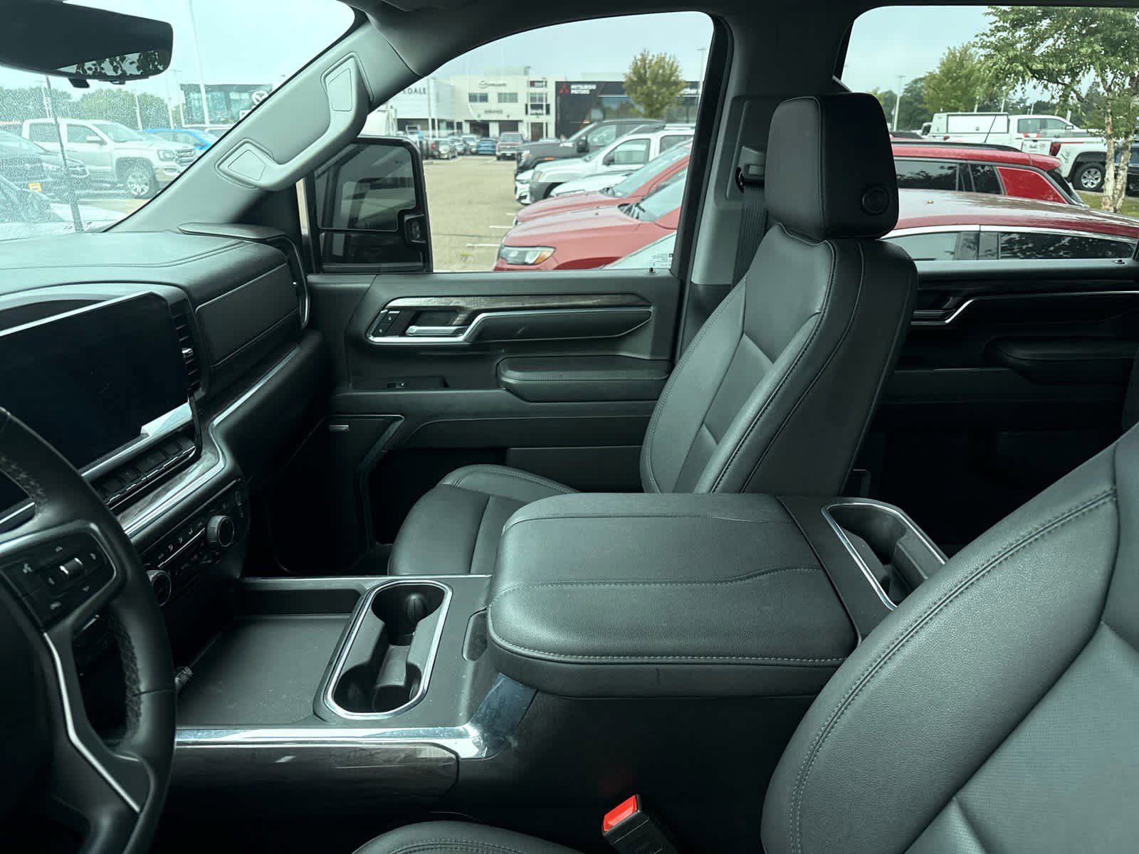 2024 Chevrolet Silverado 3500HD LTZ photo 4