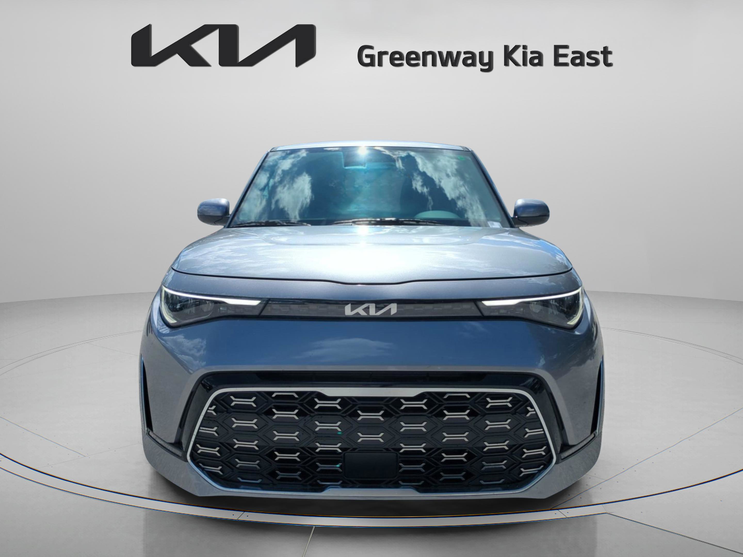 2025 Kia Soul GT-Line photo 3