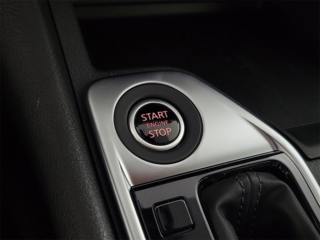 2025 Nissan Sentra SV photo 27