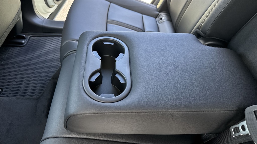 2025 Mazda CX-90 3.3 Turbo Select photo 37