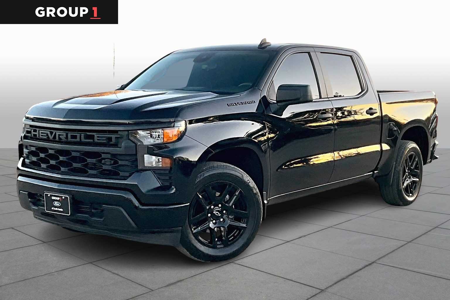 2024 Chevrolet Silverado 1500 Custom's photo