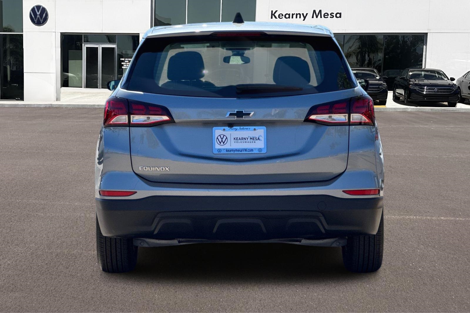 2024 Chevrolet Equinox LS photo 4