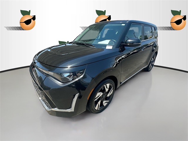 2023 Kia Soul GT-Line photo 3