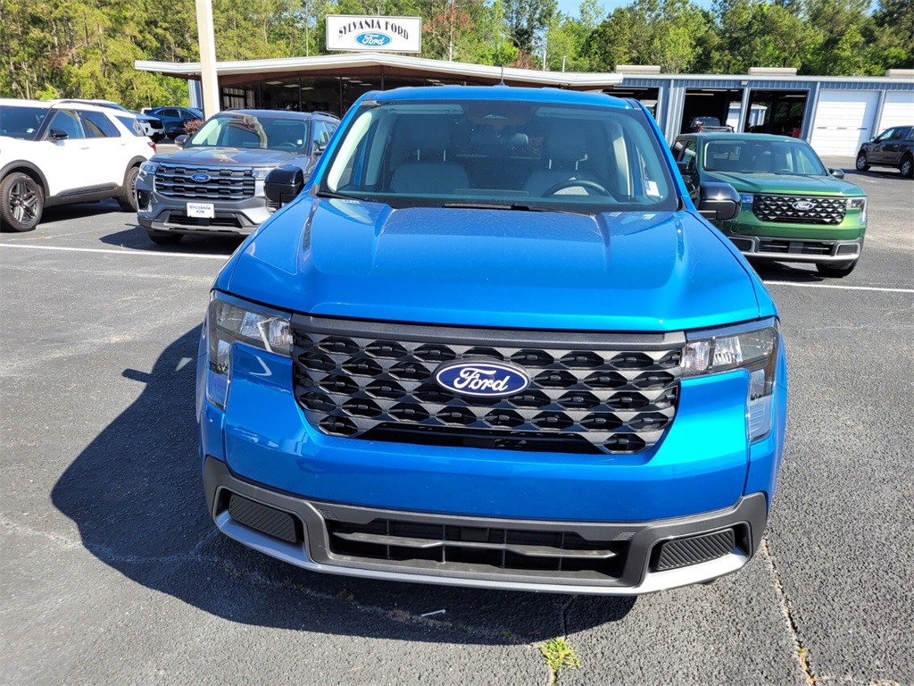 2025 Ford Maverick XLT photo 2