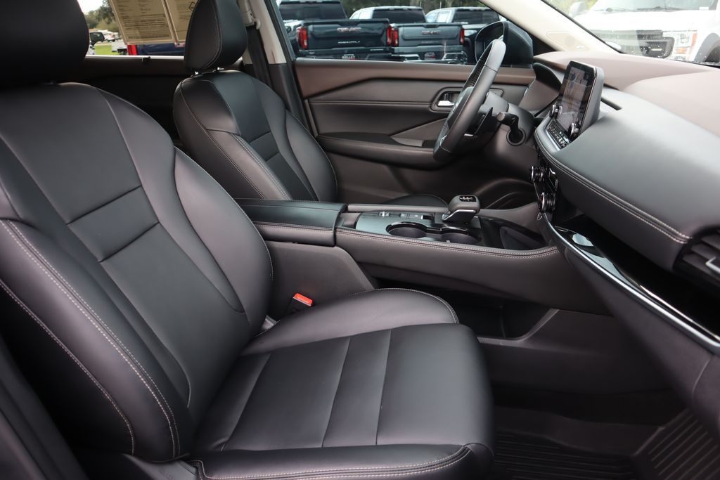 2023 Nissan Rogue SL photo 26