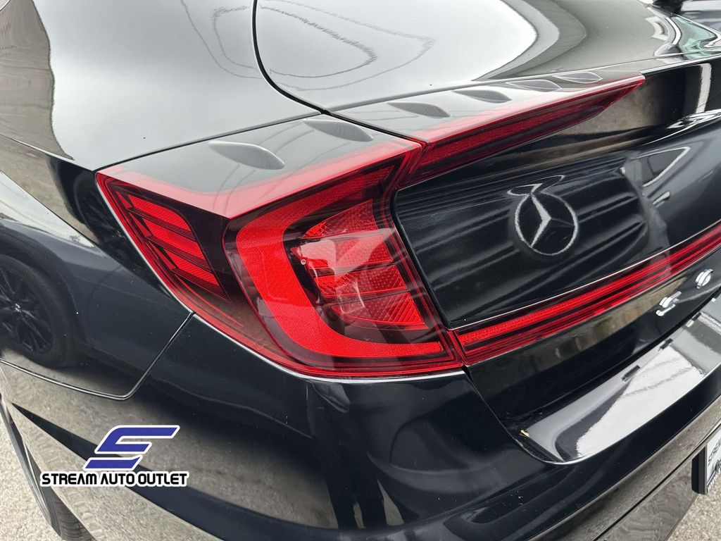 2022 Hyundai Sonata SEL Plus photo 9