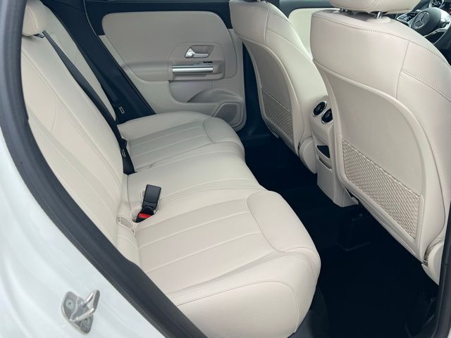 2025 Mercedes Benz GLA 250 4MATIC photo 22