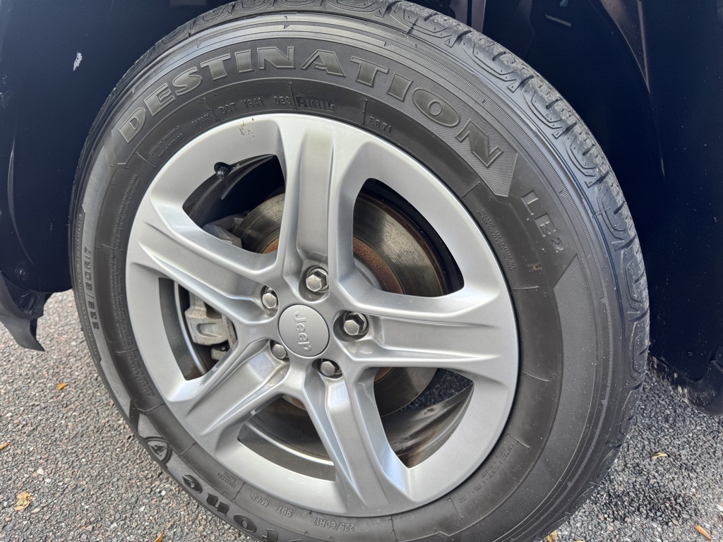 2024 Jeep Compass Latitude photo 29