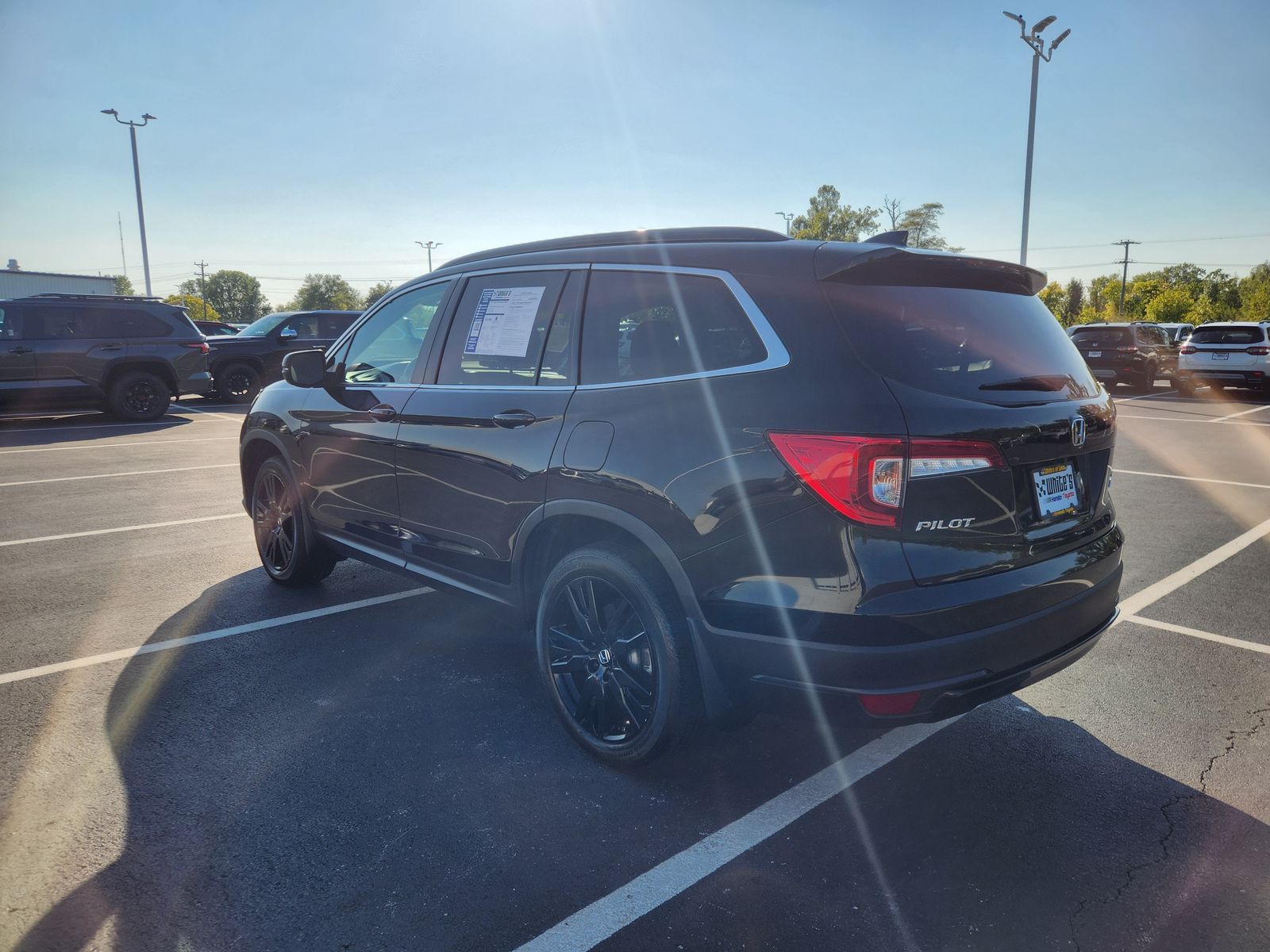 2022 Honda Pilot Special Edition photo 3