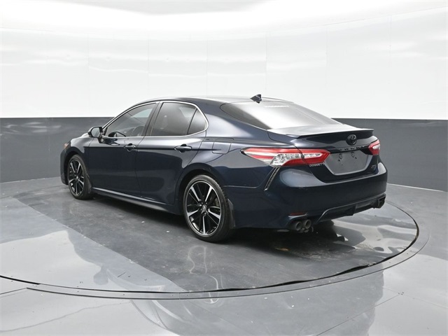 2019 Toyota Camry XSE photo 8