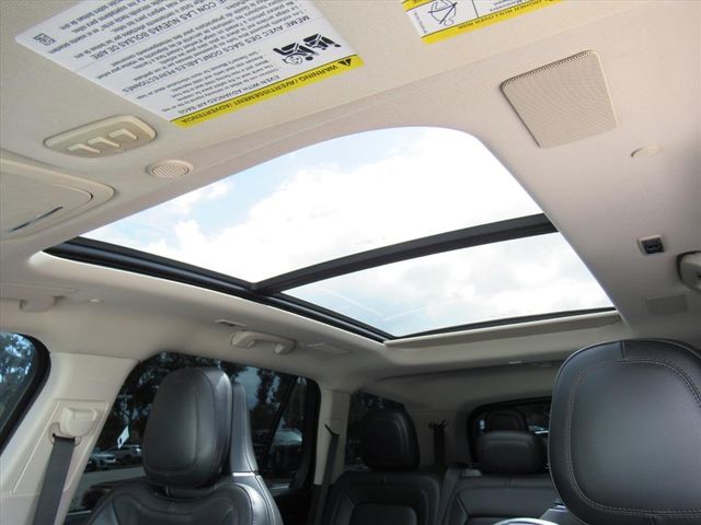 2021 Lincoln Aviator Reserve photo 21