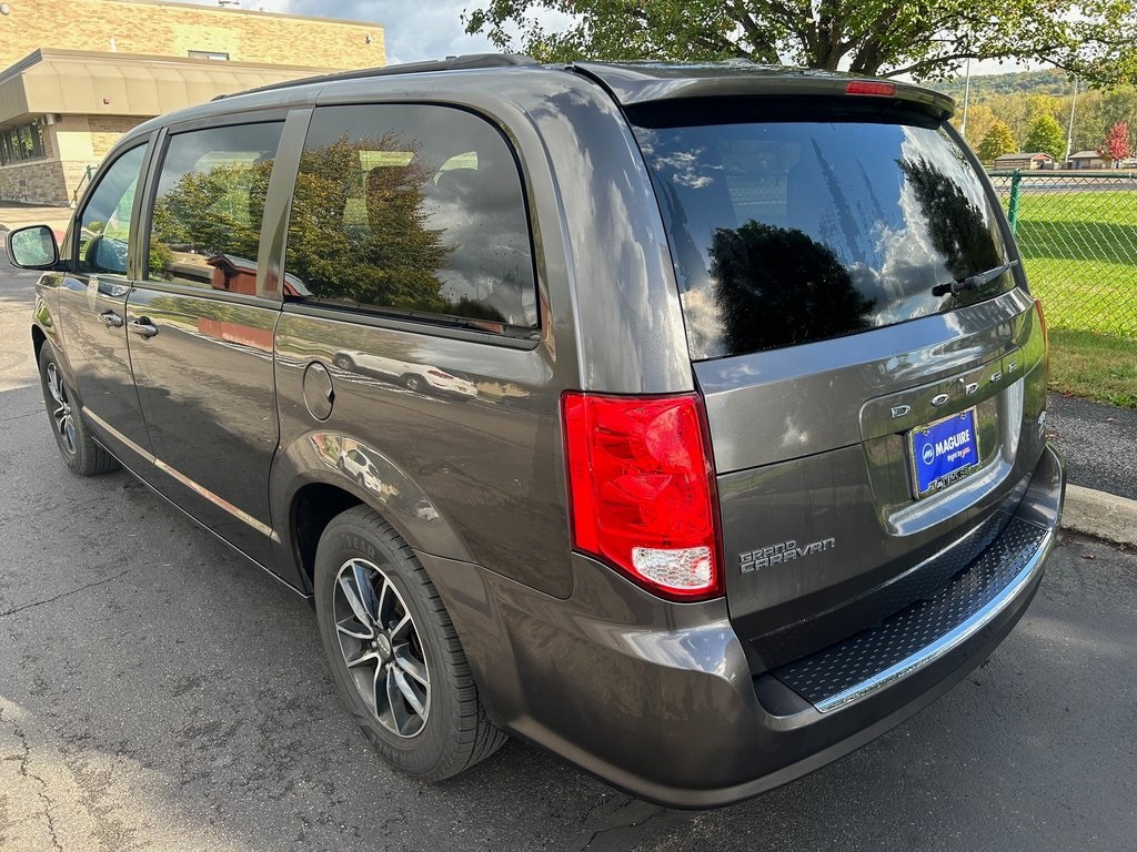 2019 Dodge Grand Caravan GT photo 3