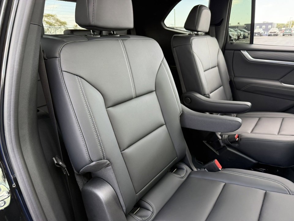 2026 GMC ACADIA - Image 36