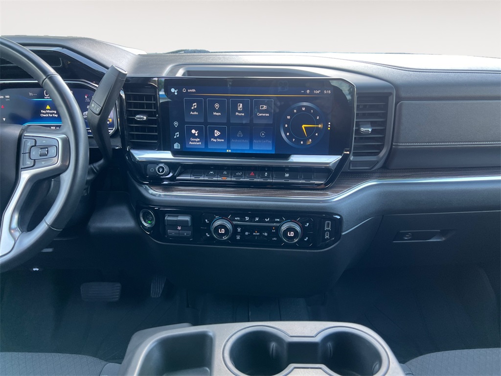 2023 Chevrolet Silverado 1500 RST photo 11