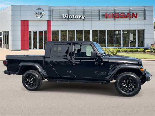 2022 Jeep Gladiator Sport photo 2