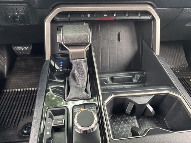 2022 Toyota Tundra SR5 photo 34