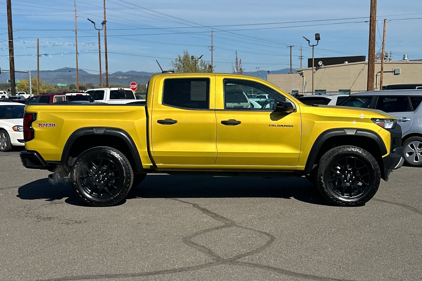 Pre-Owned 2023 Chevrolet Colorado 4WD Trail Boss Crew Cab