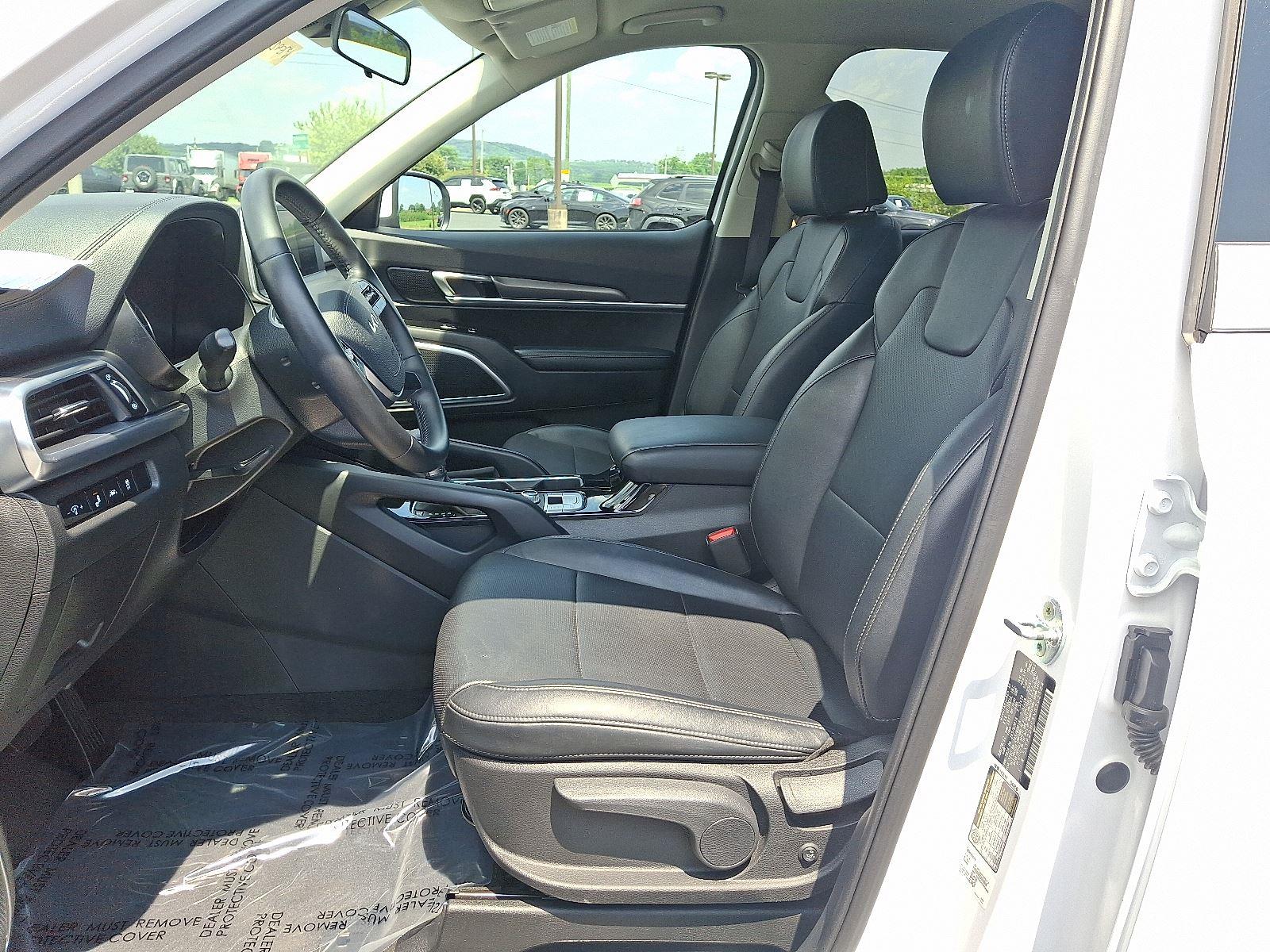 2022 Kia Telluride LX photo 14