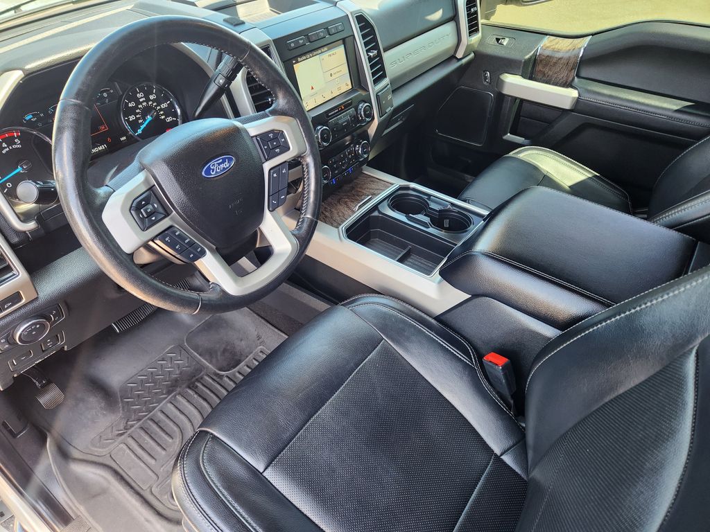 2019 Ford F-350 Lariat photo 10