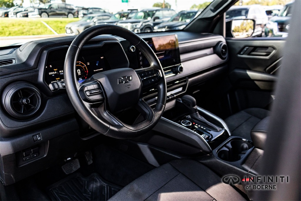 2024 Chevrolet Colorado Trail Boss photo 12