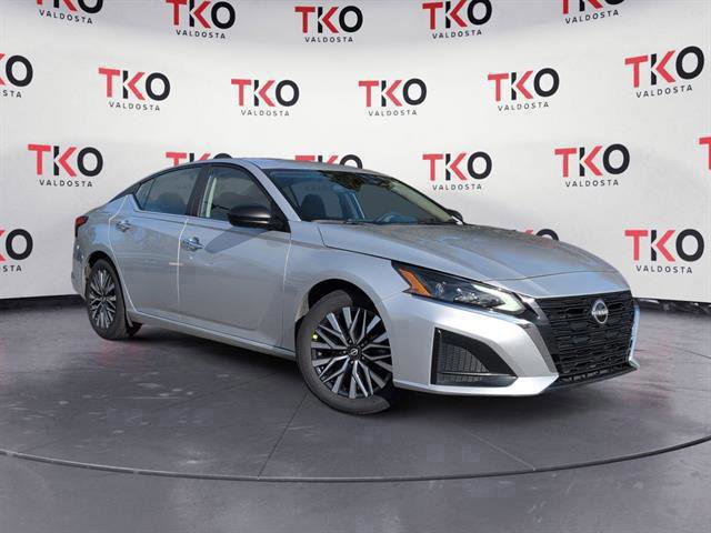 2024 Nissan Altima SV's photo