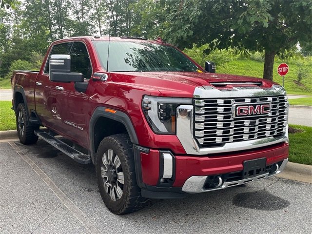 2024 Gmc Sierra 2500 HD Denali photo 2