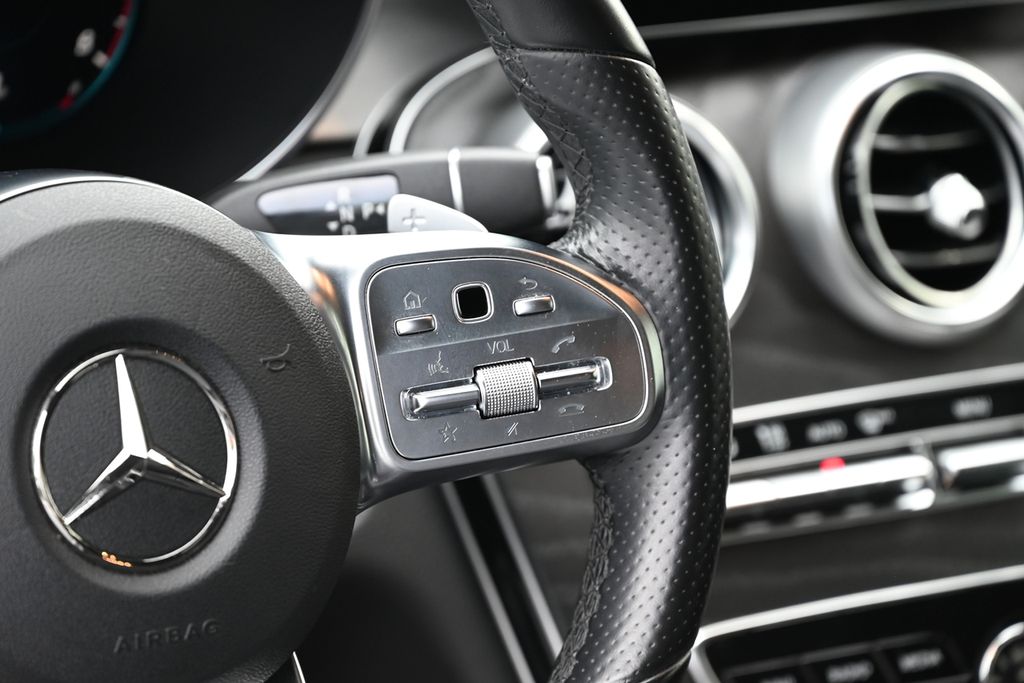 2022 Mercedes Benz C 300 photo 19