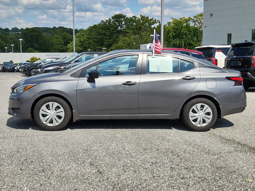 2025 Nissan Versa S photo 5