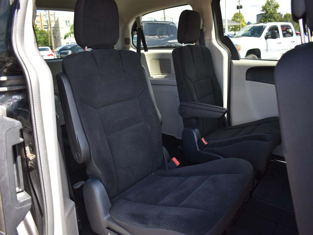 2020 Dodge Grand Caravan SE Sport photo 6