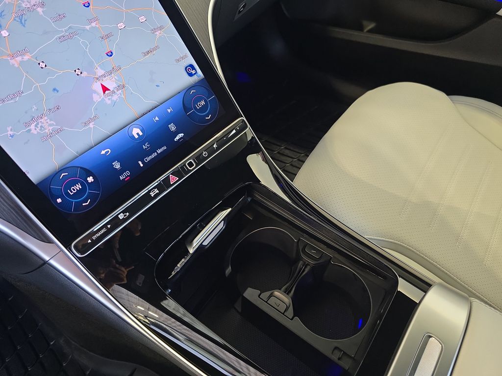 2025 Mercedes Benz C 300 photo 23