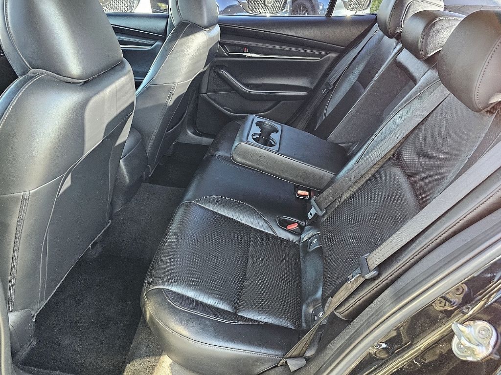 2021 Mazda Mazda3 Premium Plus photo 18