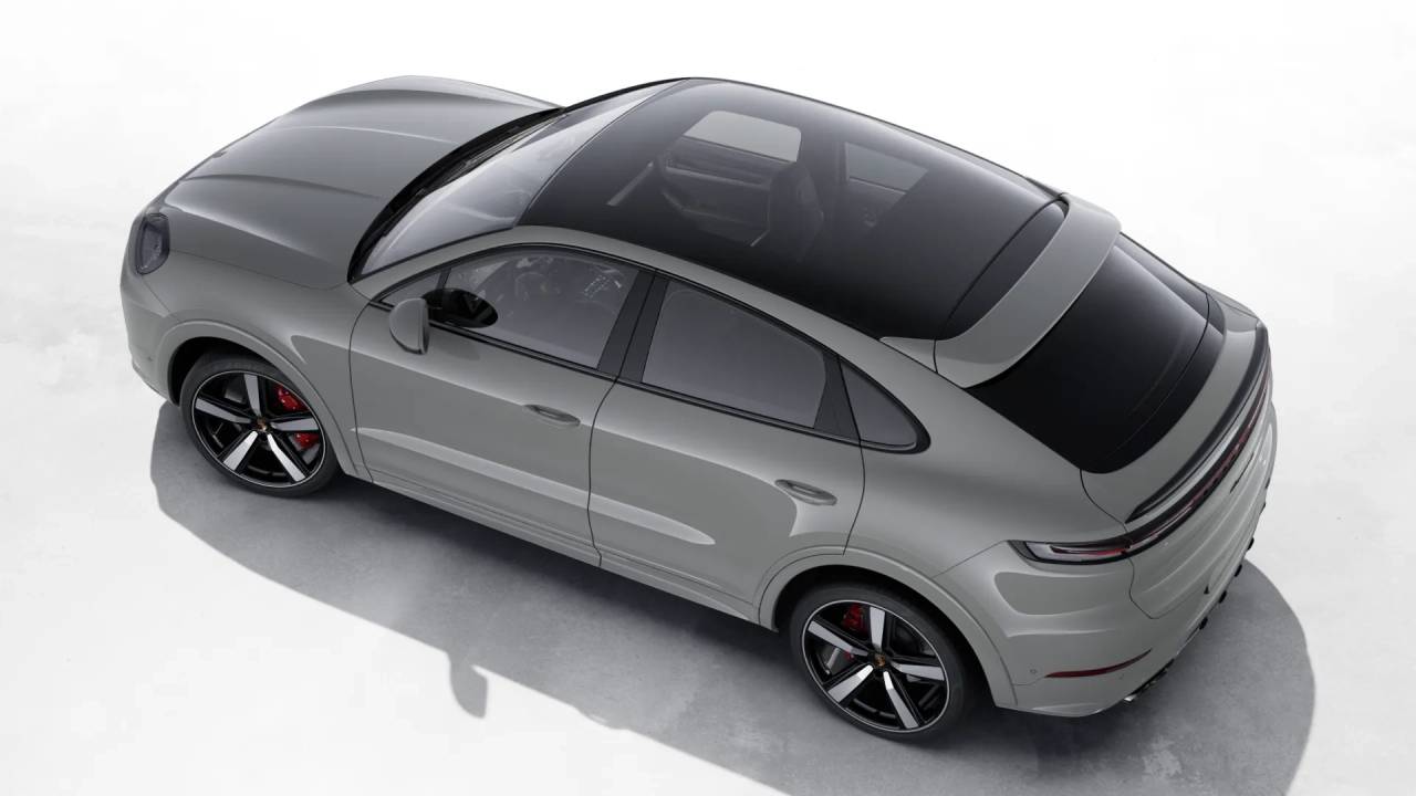 2024 Porsche Cayenne S Coupe photo 4