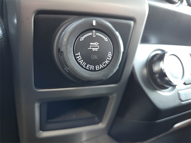 2019 Ford F-150 Lariat photo 27
