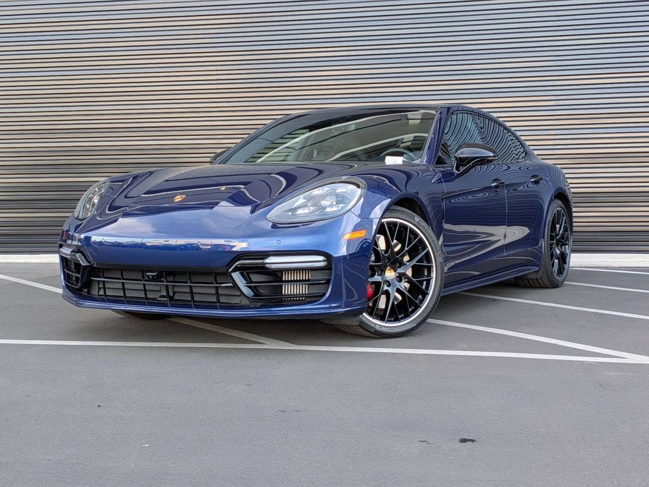 2020 Porsche Panamera GTS