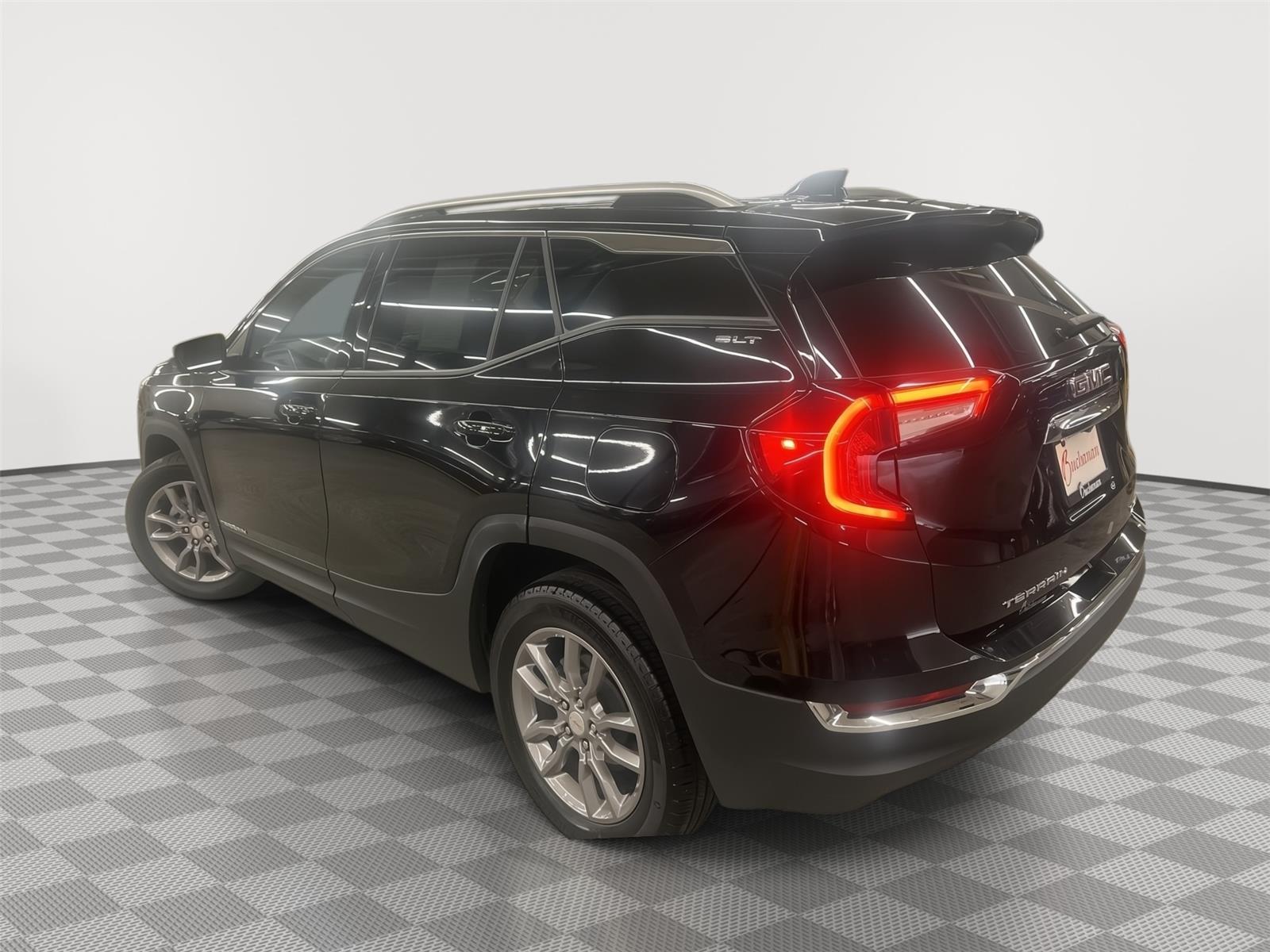 2024 Gmc Terrain SLT photo 4