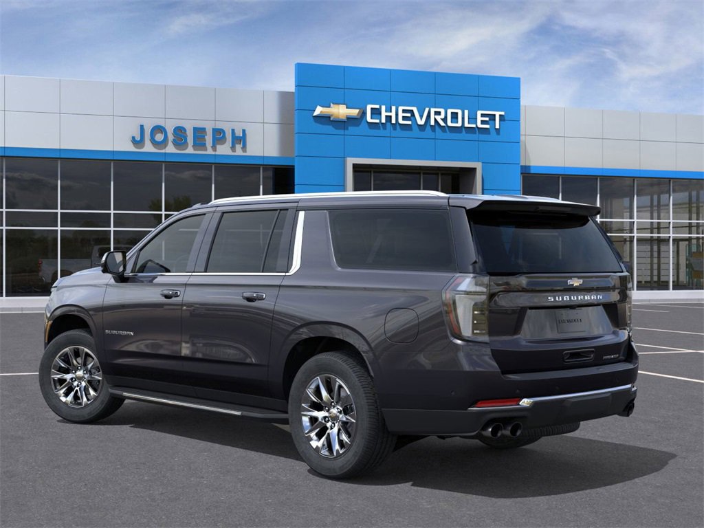 2025 Chevrolet Suburban Premier photo 3