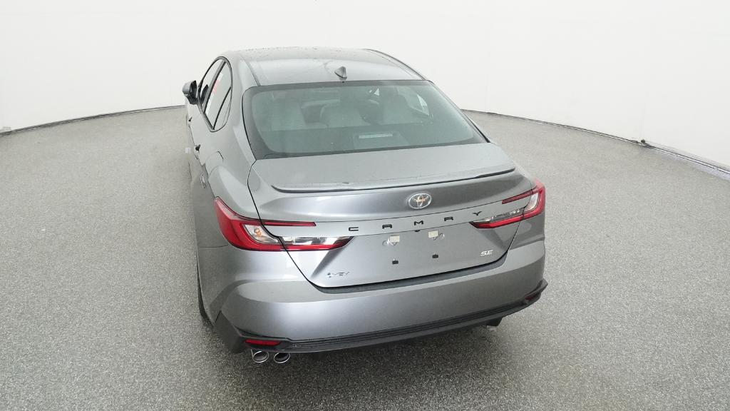 2025 Toyota Camry SE photo 13
