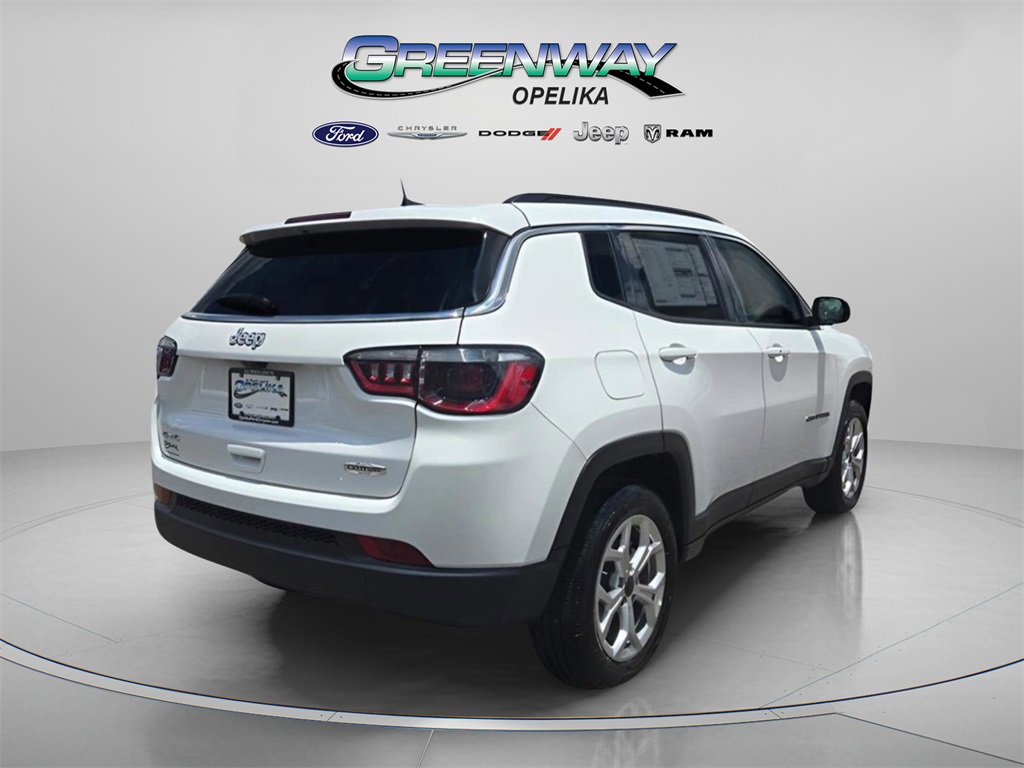 2025 Jeep Compass Latitude photo 6