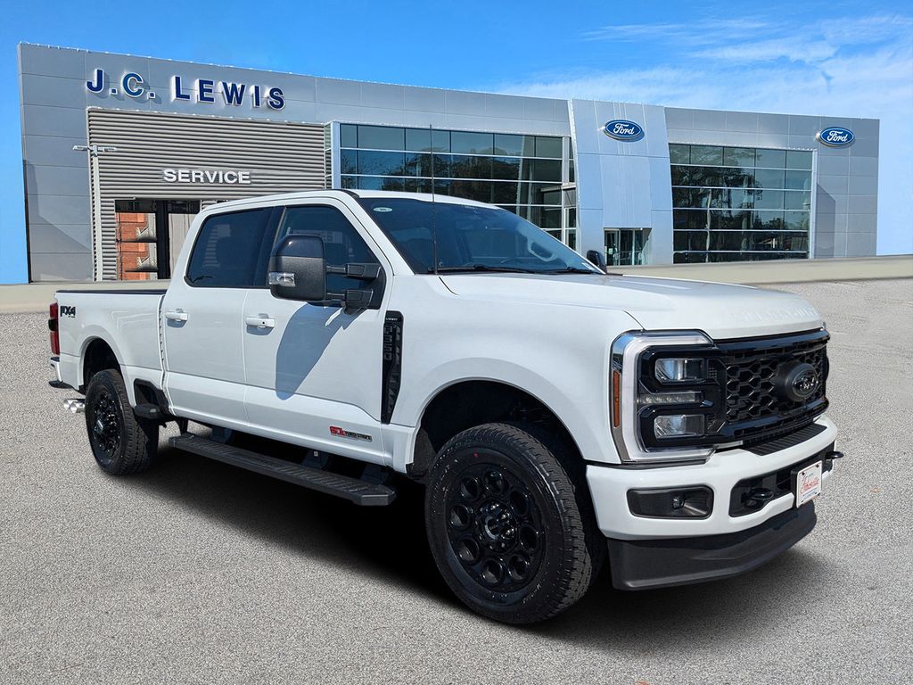 2026 Ford F-350 Super Duty Lariat's photo