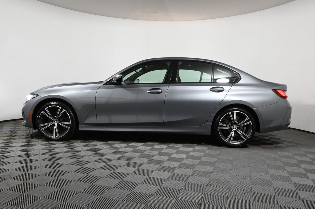 2023 Bmw 330i xDrive photo 2