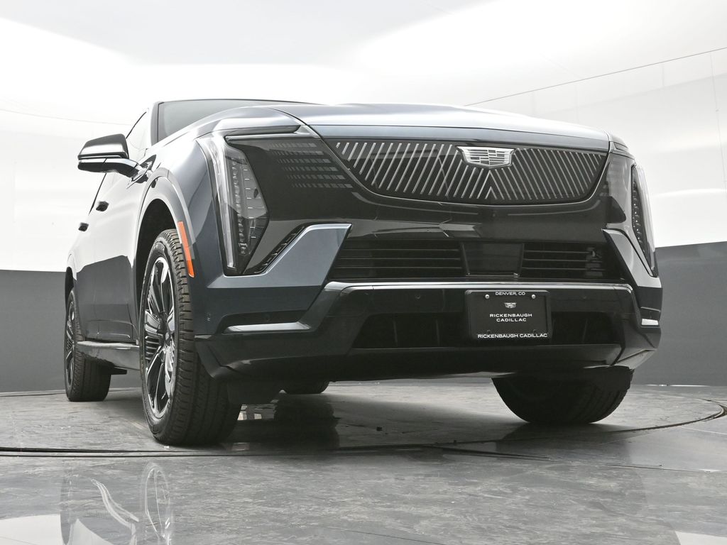 2025 Cadillac Escalade IQ Sport photo 17