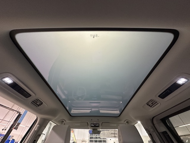 2025 Volkswagen ID. Buzz photo 14