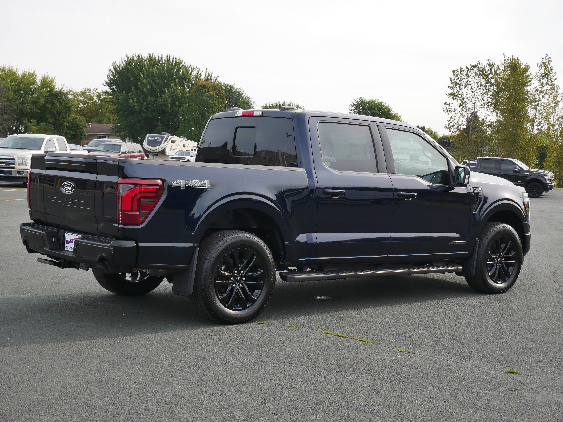 2025 Ford F-150 Lariat photo 2