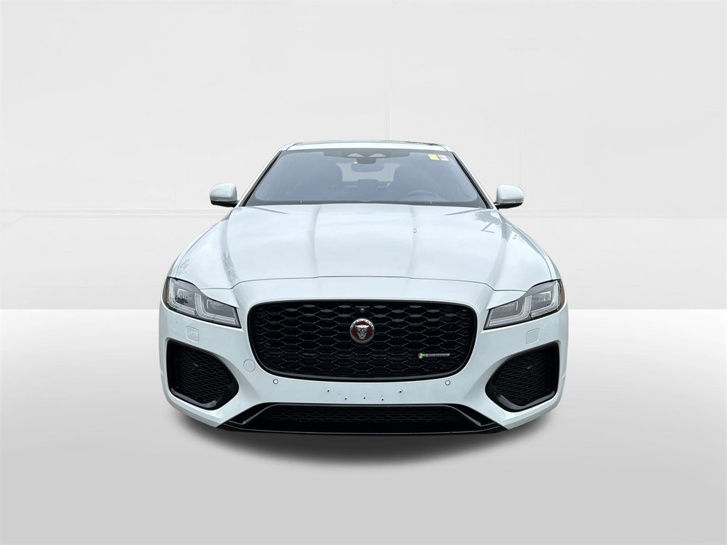 2021 Jaguar XF R-Dynamic SE photo 6