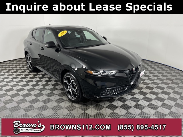 2025 Alfa Romeo Tonale Base's photo