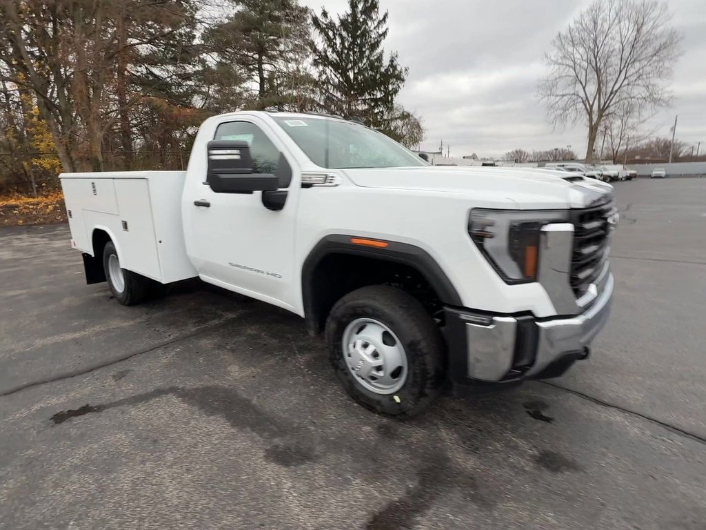 2026 Gmc Sierra 3500 HD Pro photo 2