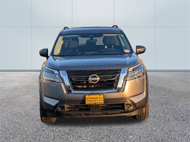 2024 Nissan Pathfinder SV photo 3