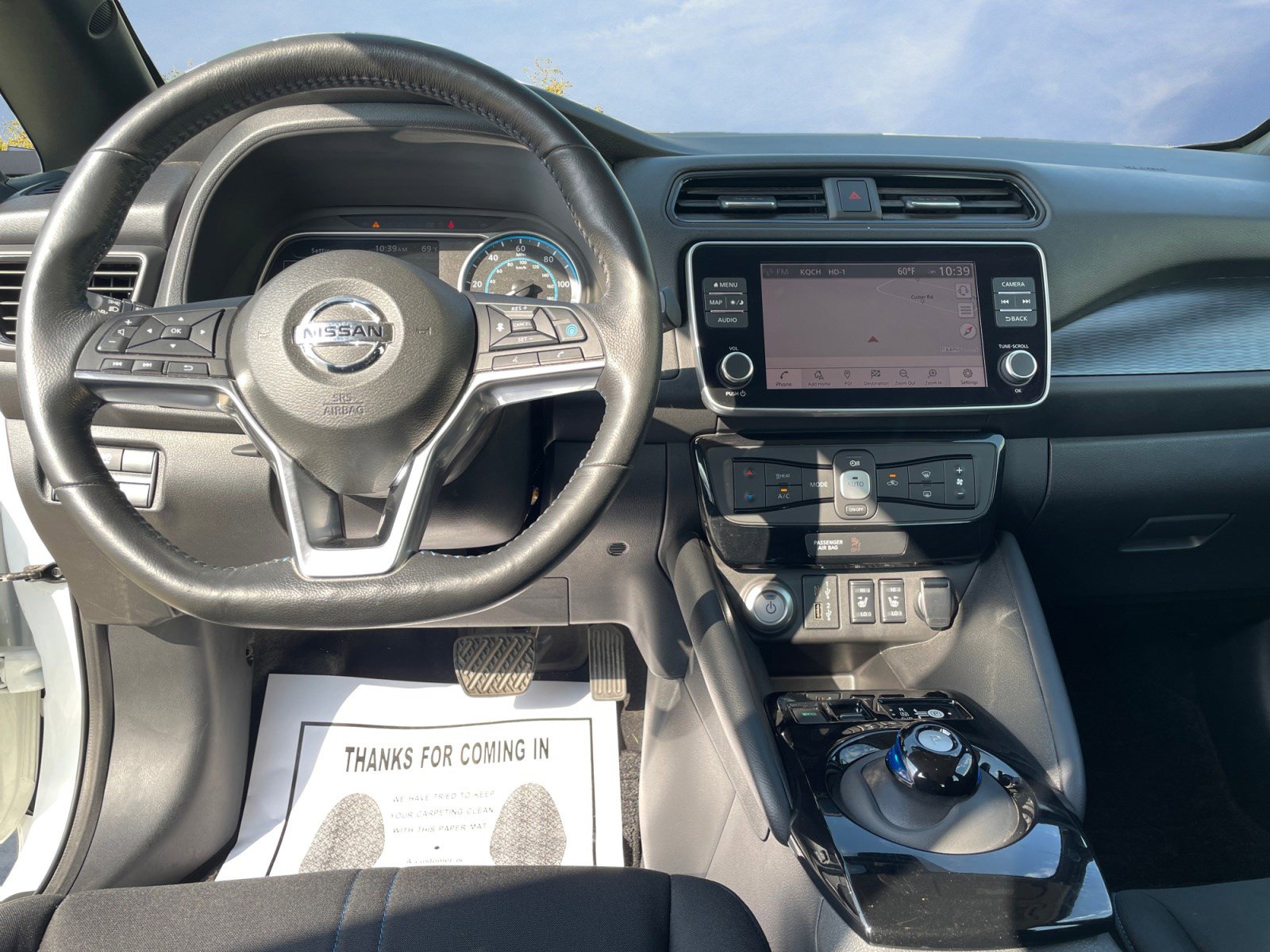 2020 Nissan Leaf SV photo 9